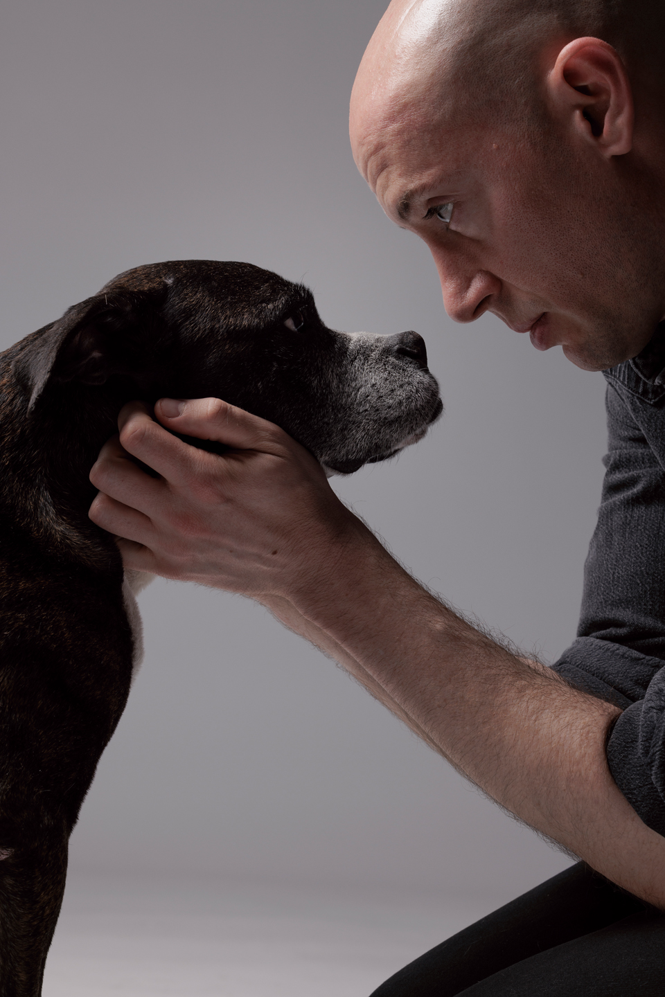 dog-friendly candid portrait photographer in Baltimore, Maryland